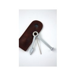 Atacapipas Metal 3 Accesorios con funda de Cuero